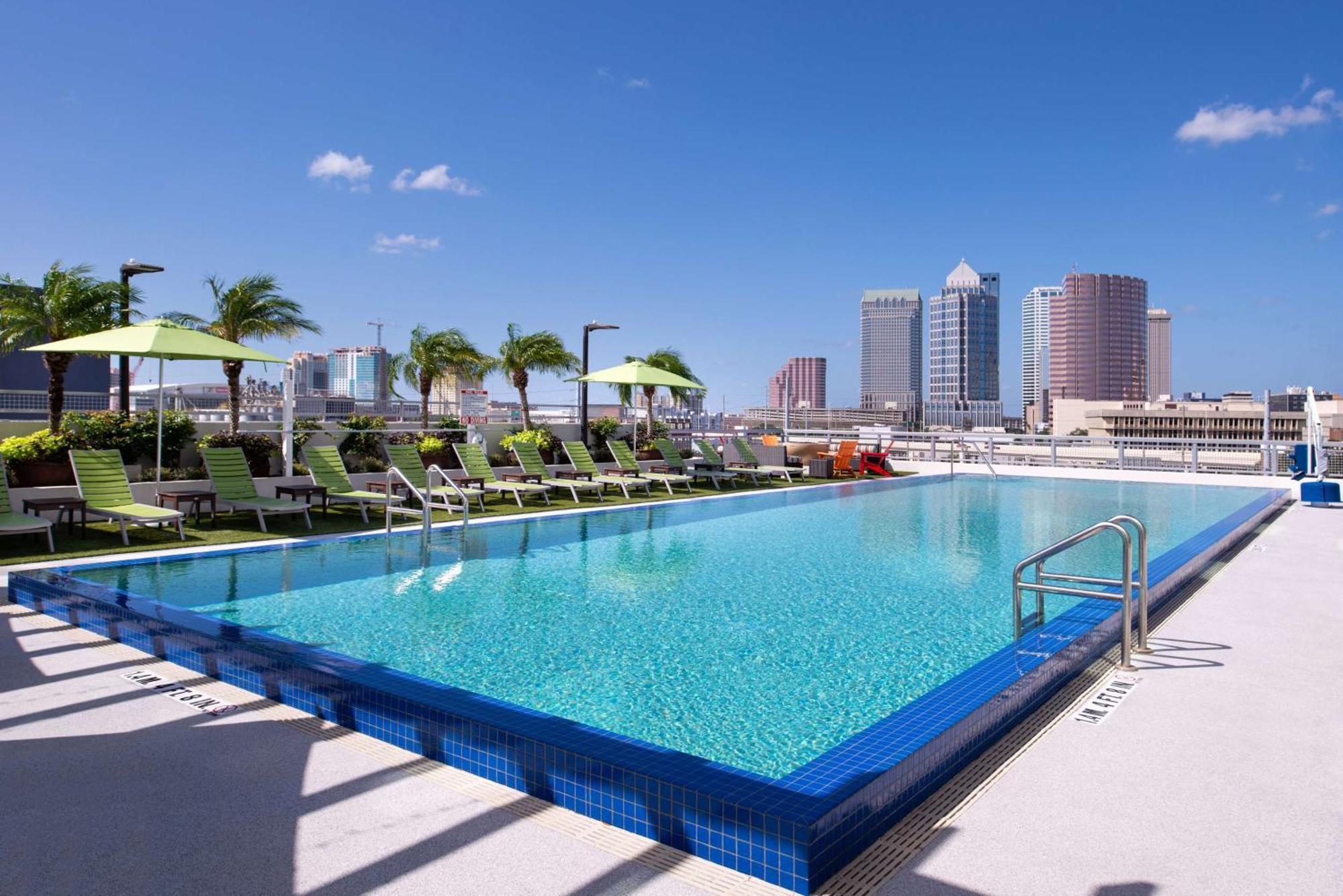 Hampton Inn Tampa Downtown Channel District Exterior foto